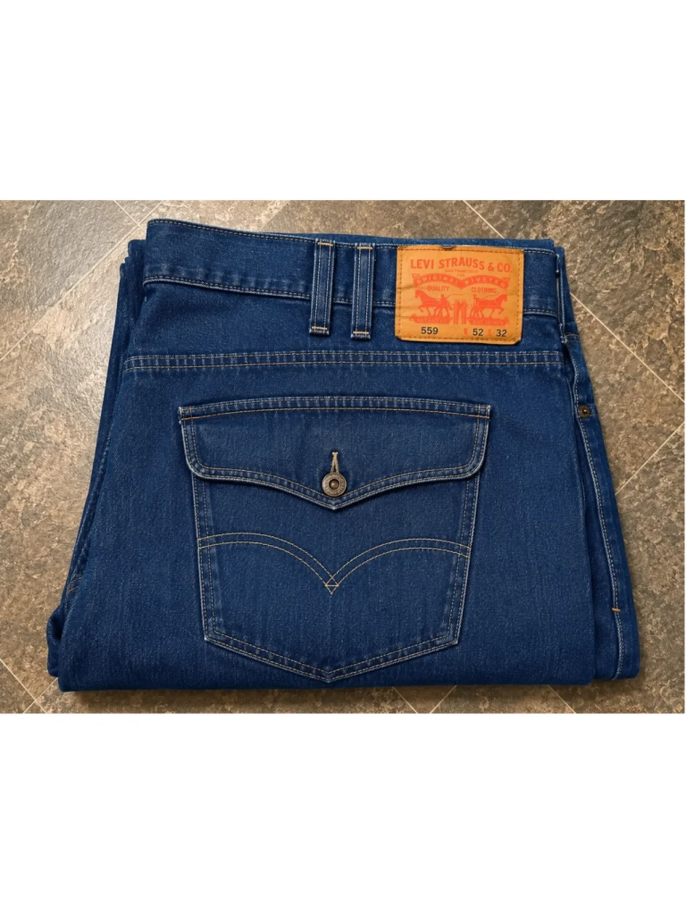 Levi’s 559 Relaxed Straight Jeans Men’s 52x32 Dark Wash Big & Tall